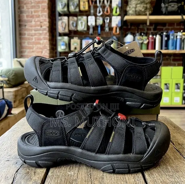 KEEN Newport H2 Sandals za Maji Zenye Kidole Kufungwa Size 38-45 - 1