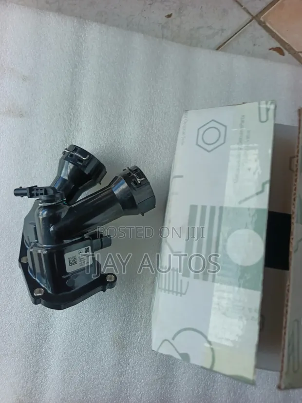 Mercedes-Benz OM654 2.0D Thermostat Housing - 1