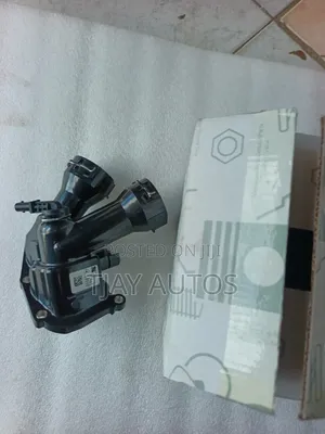 Kifuniko cha Thermostat cha Mercedes-Benz OM654 2.0D