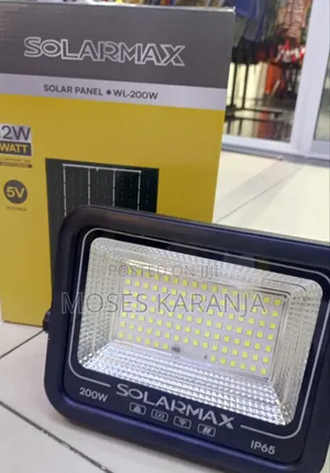 Solarmax 200W Solar Floodlight - Nguvu Kubwa ya Nje ya LED