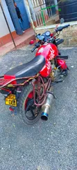Bajaj Boxer 2016 Nyeusi - 2