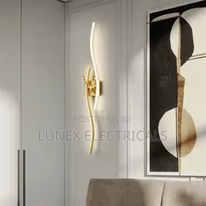LED Wall Lamp - Golden Finish Iron Design