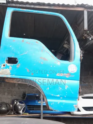 Ganda la Milango ya Isuzu ELF Truck - Jipya Kabisa