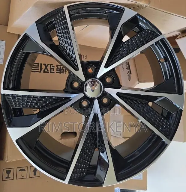 18-Inch Black & Silver Alloy Rims - 1