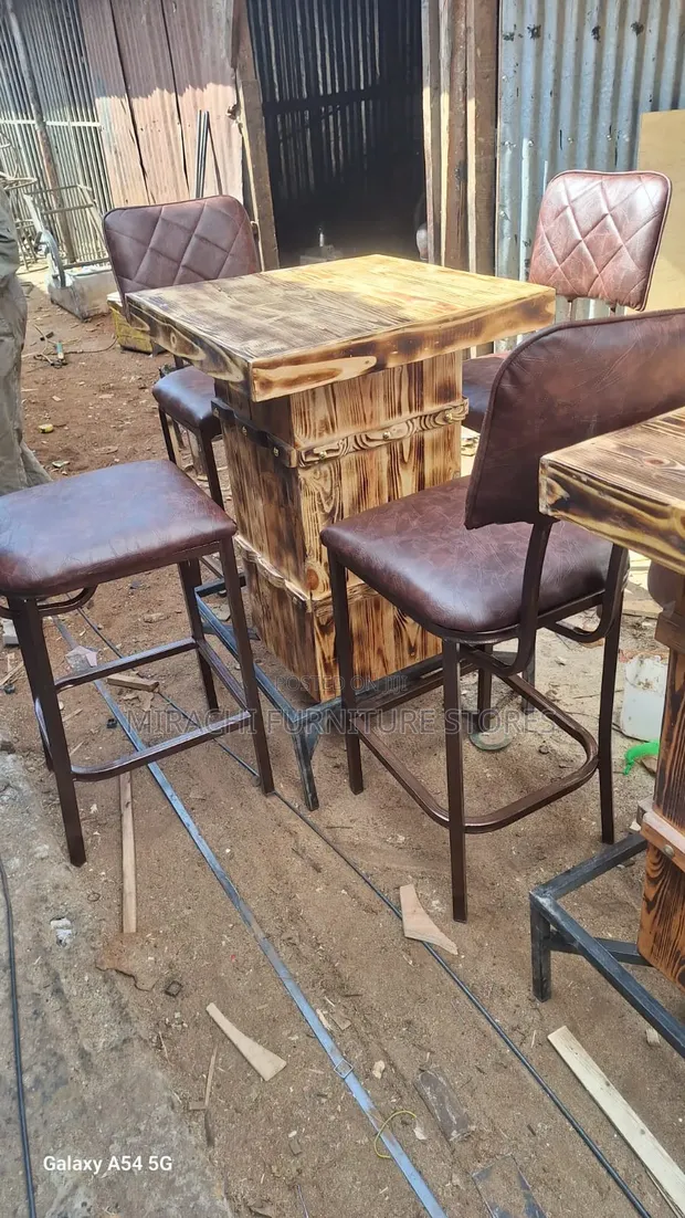 Modern Bar Stools Set - 1