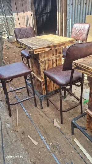 Modern Bar Stools Set