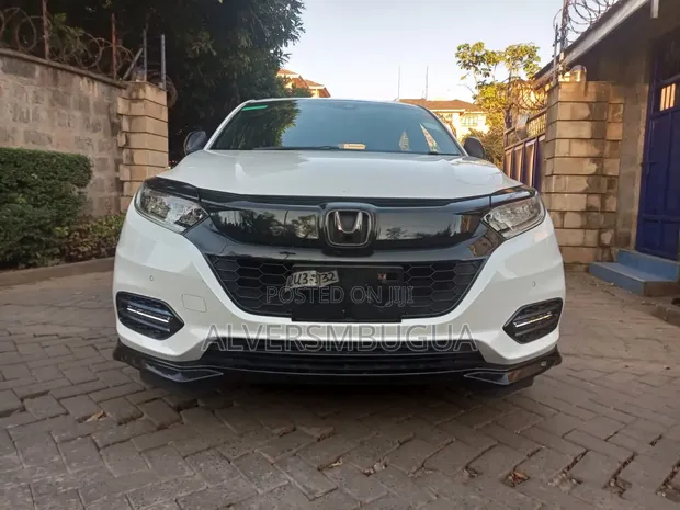 Honda Vezel 1.5 Hybrid SUV 2019 Off-White - 1