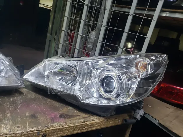 Subaru BR9 Xenon Headlight - 1