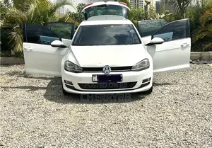 Volkswagen Golf 2017 White