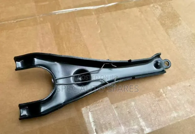 Clutch Release Fork for Toyota Hilux Surf, Tacoma, 4Runner Pickup - 1