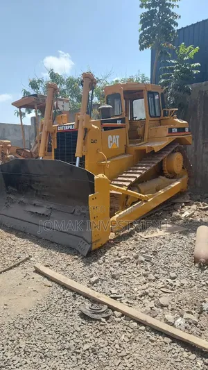 D7 Caterpillar Dozer kwa Ajili ya Kukodisha