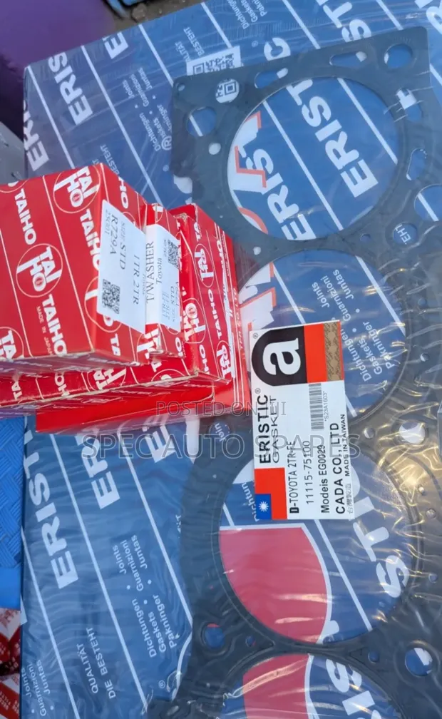 Toyota 2TR Engine Gasket Set, Con Rod Bearings, Main Bearings, Thrust Washers & Valve Seals - 1