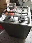 Ariston Electric Gas Cooker na Oven Iliyotumika - 2