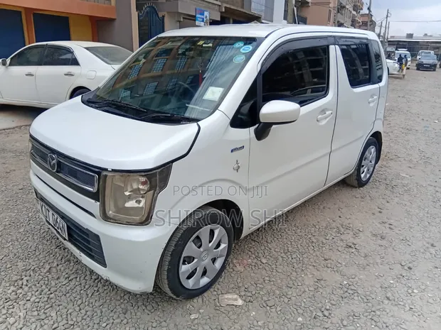 Mazda Flair 2018 White - 1