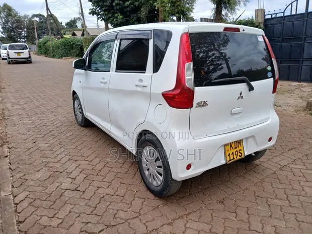 Mitsubishi EK Wagon 2016 White - 1