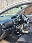 Toyota Vitz 1.0 FWD 5dr 2019 White - 5