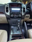 Mitsubishi Pajero Shogun 2019 Black - 4