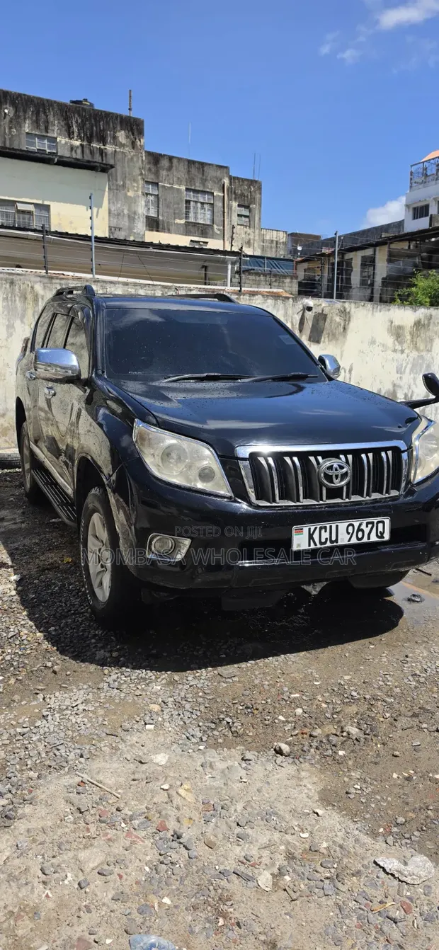 Toyota Land Cruiser Prado 2.7 i 2013 Black - 1