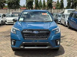Subaru Forester Premium AWD 2023 Bluu