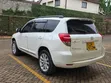 Toyota Vanguard 2010 Nyeupe - 1