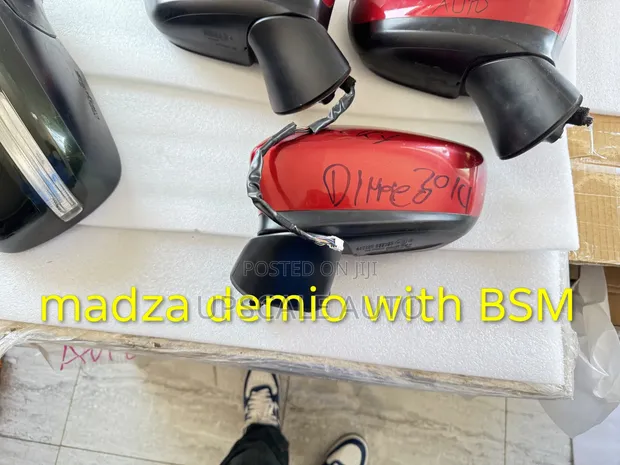 Kioo cha Ndani cha Mazda Demio 2015 chenye Sensor ya BSM - 1