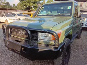 Toyota Land Cruiser 79 Series Pickup 2021 Kijani
