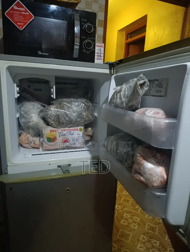Used Samsung 210L Refrigerator - 1
