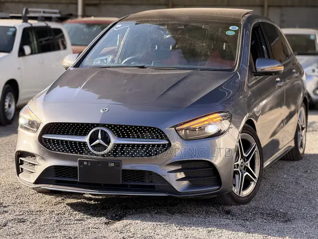 Mercedes-Benz B-Class B180 Petrol 2019 - 1