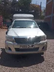Toyota Hilux 2015 Beige - 2