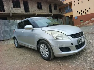 Suzuki Swift Sport 2012 Nyeupe