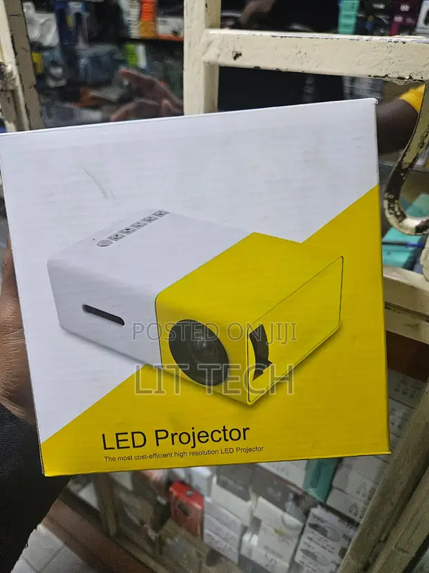 YG300 LED Mini Projector - Brand New - 1