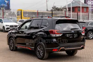 Subaru Forester 2019 Nyeusi