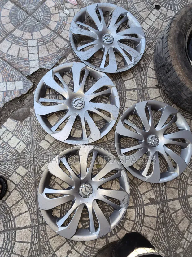 Mazda Demio Wheel Cup - 1