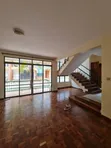 Townhouse ya Vyumba 4 na DSQ Kileleshwa - 4
