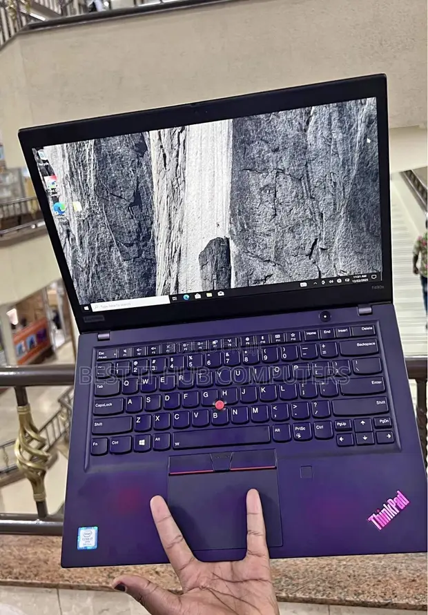 Lenovo ThinkPad T490s Laptop - Core i7, 16GB RAM, 256GB SSD - 1