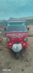 Piaggio 2019 Red - 4