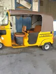 Bajaj RE Tuk-Tuk 2021 Dhahabu - 4
