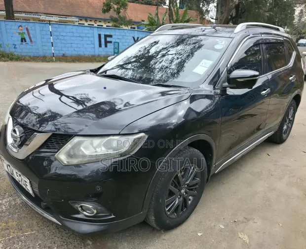 Nissan X-Trail 2.0 Petrol AWD 2015 Black - 1