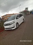 Toyota Voxy Hybrid V 2WD 7-Seater 2016 - 1