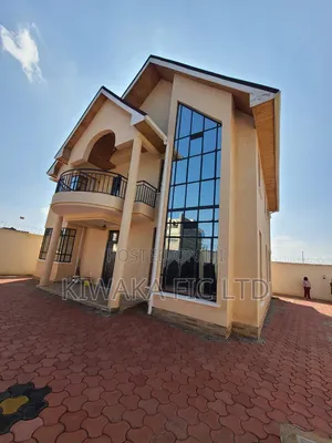 5 Bedroom Maisonette for Sale in Karuguru, Kamakis