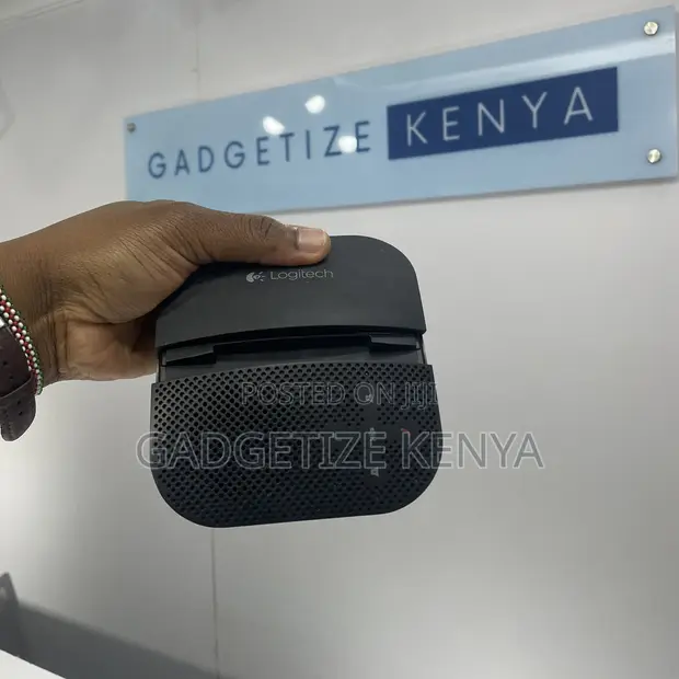 Logitech P710e Speakerphone Iliyotumika - 1