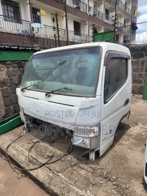 Mitsubishi Fuso Fighter Cabin - Refurbished