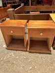RoyalCraft Meza za Kitanda za Mahogany Imara (Jozi) - 2