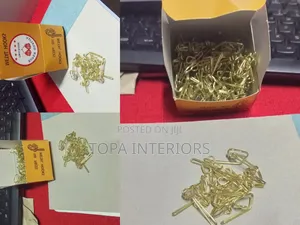 Drapery Curtain Hooks - Metal, Gold (100 Pcs)