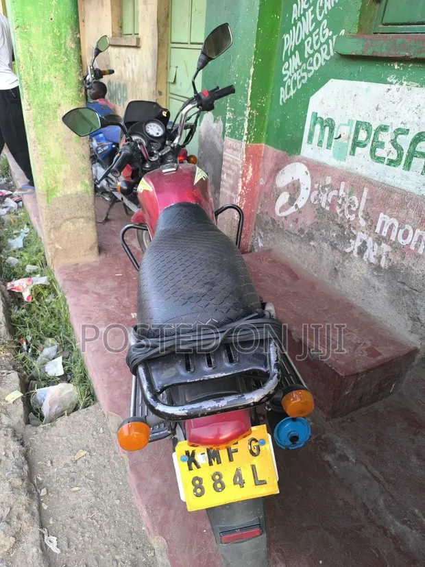 TVS HLX Plus ES 2021 Red - 1