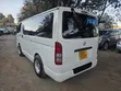 Toyota HiAce 2007 Nyeupe - 2