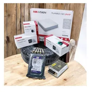 Hikvision 4 Channel CCTV Kit Nyeusi na Nyeupe kwa Usalama wa Nyumbani