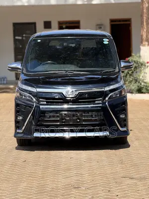Toyota Voxy V 2WD 7-Seater 2019