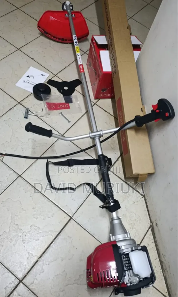 Premier 4-Stroke Grass Cutter - 1