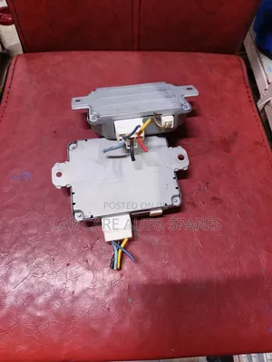 Nissan X-Trail NT32 Control Unit